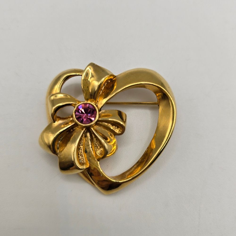 AVON Heart Pink Rhinestone Brooch Pin Bow Gold Tone October Birthstone